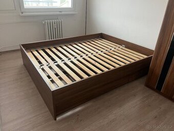 Postelový rám 160×200 s rošty