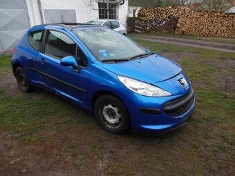PEUGEOT 207 1.4i 54 kW,r.v. 2008,najeto 67 000 km,3.dv.