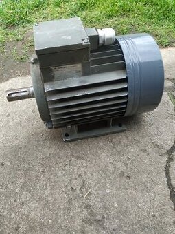 Elektromotor dvojotackovy