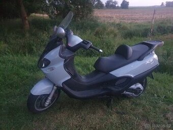 Piaggio x9 - 1