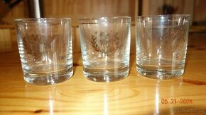 3 KS RETRO SKLENIČKY - 1