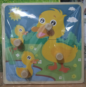 NOVÉ Dřevěné puzzle a vkládačky různé druhy 50Kč/ks