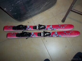 Dětské carvingové lyže Head 97 cm