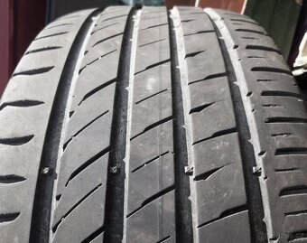 2ks letních pneu 225/40 R18 General
