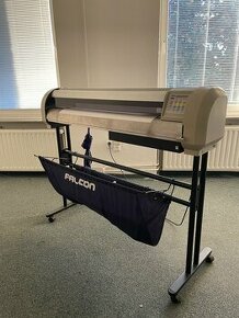 Plotr Falcon Color Mutoh ink jet RJ 800 - 1