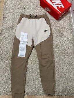 Nike tech fleece