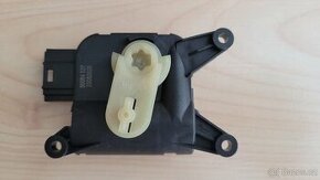 Nový nastavovací servomotor pro klimatizaci topení V158