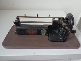 Starožitné ořezávátko c. 1910 Jupiter 1 Guhl & Harbeck