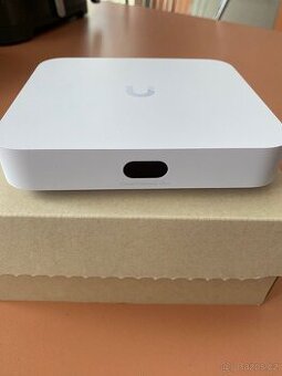 Cloud Gateway Ultra (UCG-Ultra)