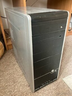 Stolní PC + LCD monitor + klávesnice a myš