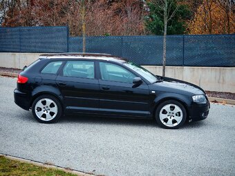 AUDI A3 1.6 MPI SPORTBACK - 1