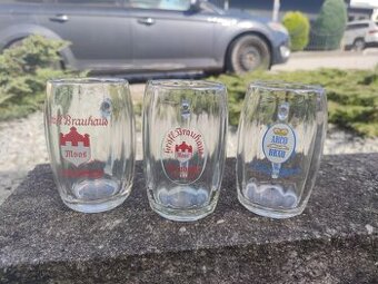 Pivni sklo, krgl krygle pullitr pullitry krug krüge Nemecko