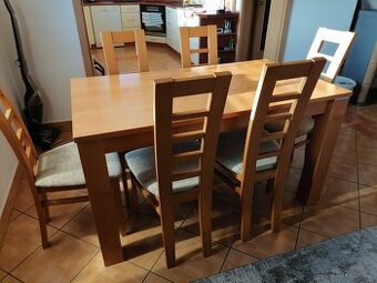 Jídelní stůl + 6 židlí