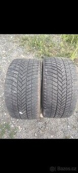 2ks zimních pneu Bridgestone 275/35 R19