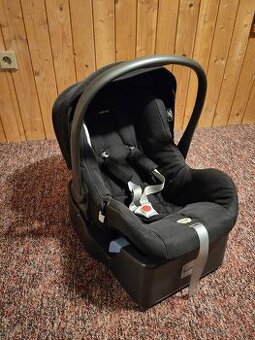 Vajíčko Inglesina s nástavcem do auta - černé