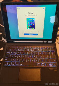 Tablet Apple iPad 9 10.2 256GB 2021 + Apple pencil + kláves.