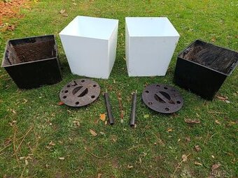 Dva samozavlažovací květináče