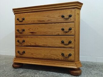 Rustikální šuplíková komoda, nábytek z masívu,