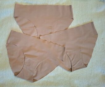 Nové bezešvé kalhotky Tezenis S/M