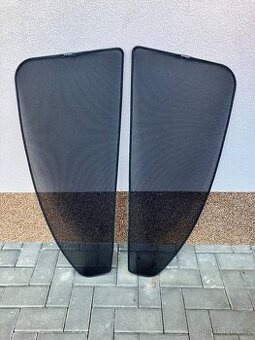 Protisluneční clona Octavia 2 sedan.