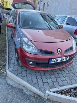 Renault clio 3 na dily