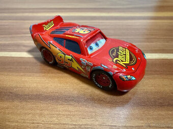 Auto Lightning Mcqueen (pohyblivá očíčka), Cars, Mattel