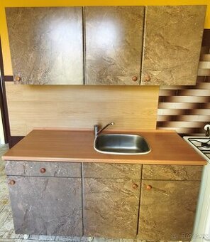 Malá kuchyňská linka (150 cm)