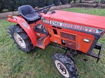 Malotraktor trakturek