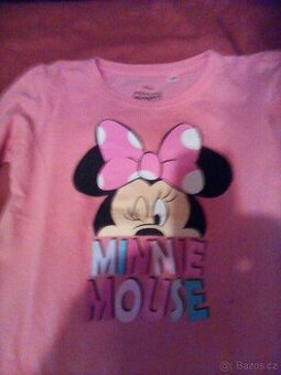 Daruji triko s Minnii s dl.ruk. vel.122/128 nove a moc pekne