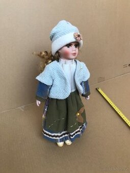 Porcelánová Panenka se stojánkem Výška 40cm,