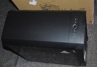 Fractal Design Torrent Black TG, super airflow,USB-C vpředu