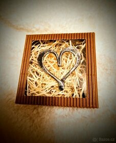 Valentýn-Kované srdíčko v dárkové krabičce