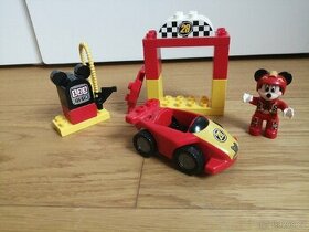 Lego duplo Mickeyho závodní auto