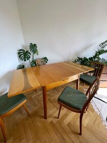 Retro rozkládací velký stůl Interiér Praha