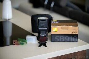 Prodám externí blesk Nikon SB-910 - 1