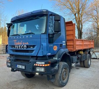 Iveco TRAKKER AD 190