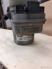 TRW servo - 1