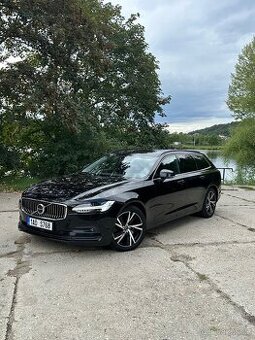 Volvo V90 B4 2022