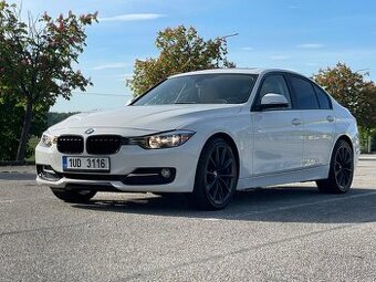 BMW F30 328i Luxury Line, r.2012,180 kW, benzín, 8st.automat