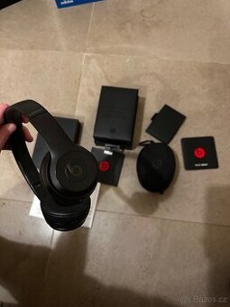 Sluchátka Beats Solo 3 Apple černá