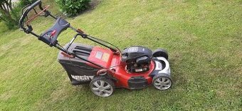 Stará motorová sekačka Hecht 549 SWB
