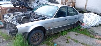 BMW E34 525i 141kw
