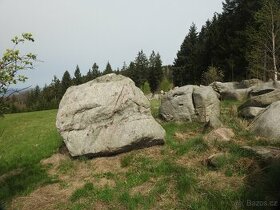Prodej žulových kamenů