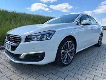 PEUGEOT 508 2.0HDi 133kw model 2017 bílá perleť