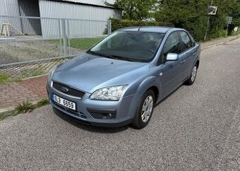 Ford Focus 1,6i Nová STK Tažné klima benzín