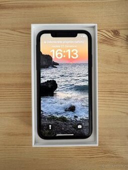 Apple iPhone XR černý 64GB