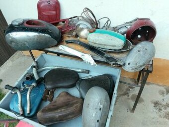 Nahradni dily Perak Kyvacka Predvalka Moped CZ125T