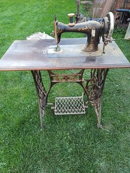 Šicí stroj STOEWER