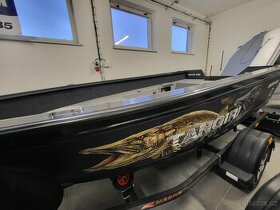 Rybářská loď Tangiri Ortis 420