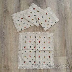 Prostírky, dečky 30 x 30, nové